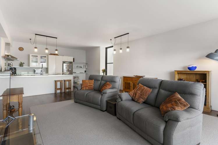 102/45 Stanley Point Road Devonport_7