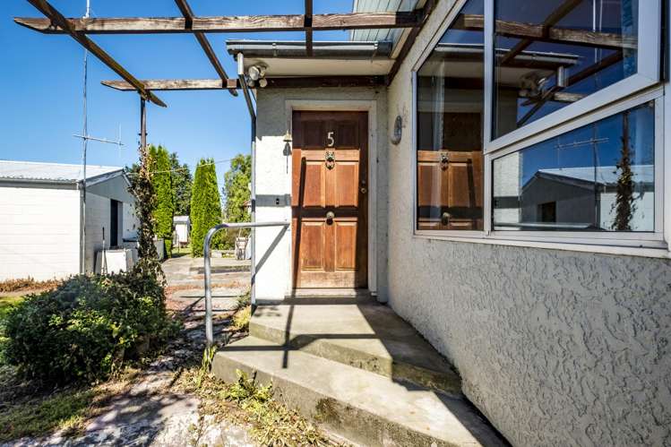 5 Hawkswood Street Waiau_18