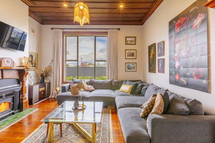 1 Russell Street Otane_8