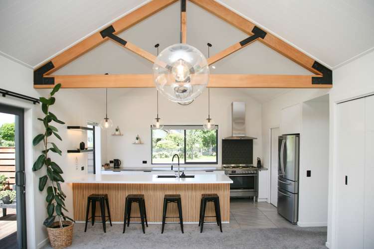 6 Hikuwai Drive Albert Town_0