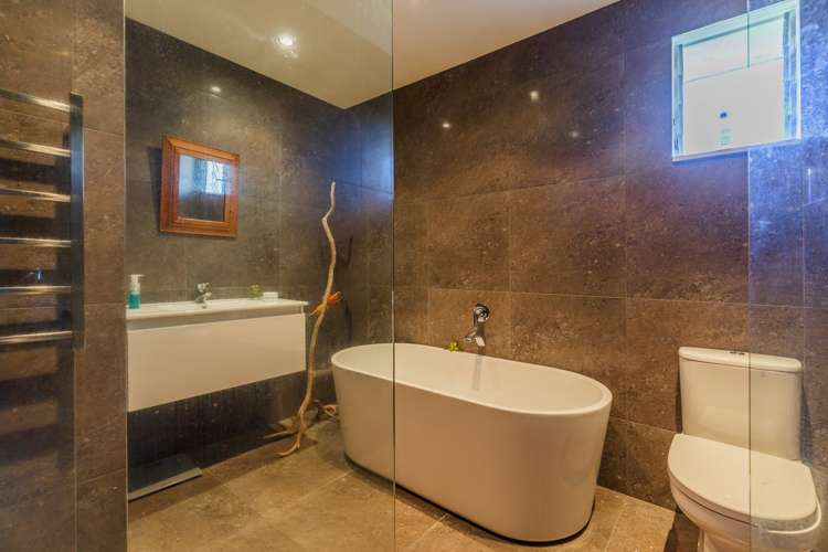 7 Melba Street Beach Haven_25