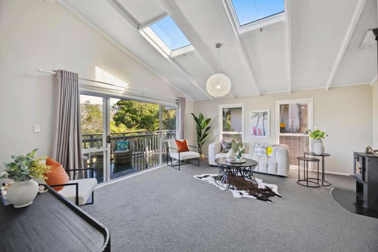 19 Beach Road Mellons Bay_16