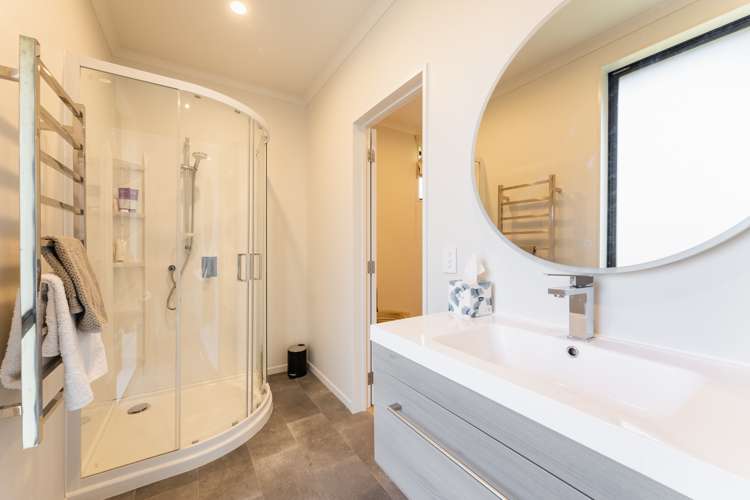 24 Brugh Place Andersons Bay_12