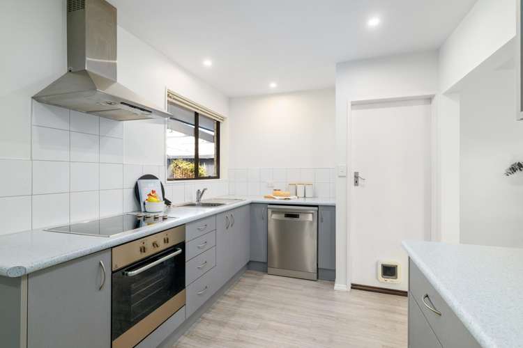 2/10 Guise Lane Hillmorton_3