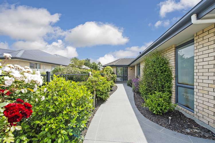 8 Keyes Mews Rolleston_2
