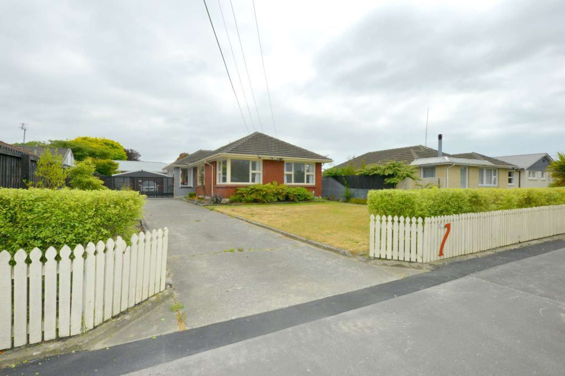 7 Vancouver Crescent Wainoni_0