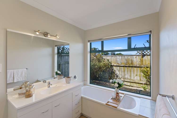 13 Brendan Drive Te Horo_18