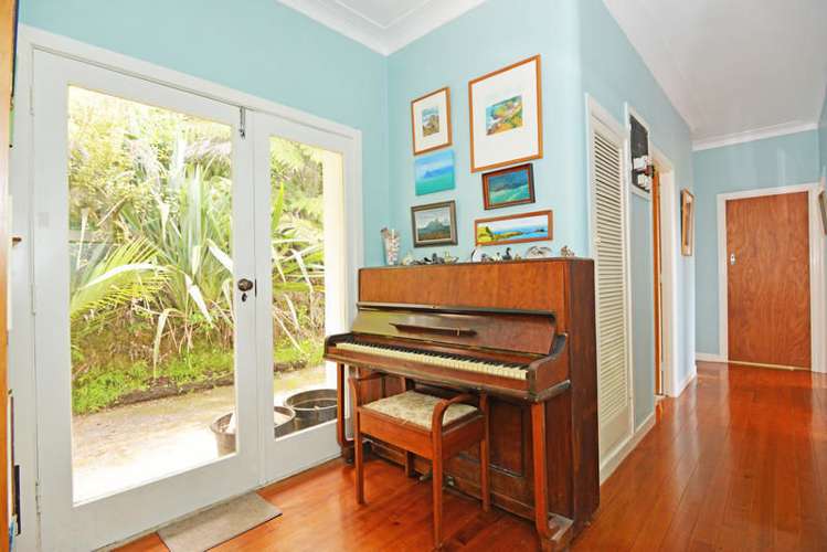 3 Park Road Titirangi_6