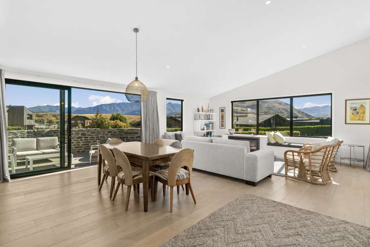 41 Rannoch Drive Jacks Point_5