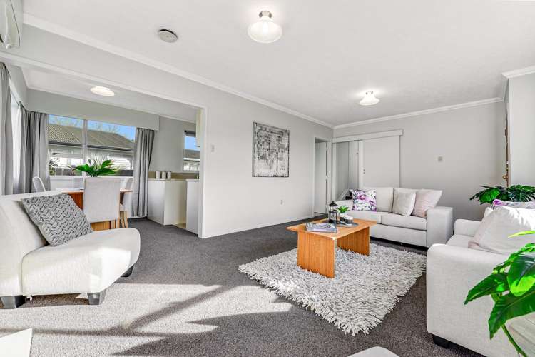 44 Dalton Crescent Dinsdale_4
