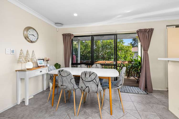 41 Newington Road Henderson_5