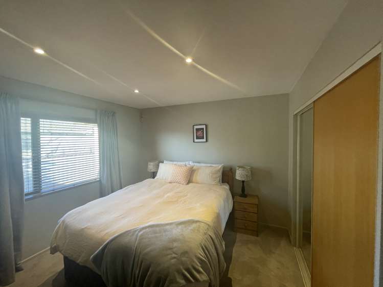 128 Lake Terrace Road Burwood_13