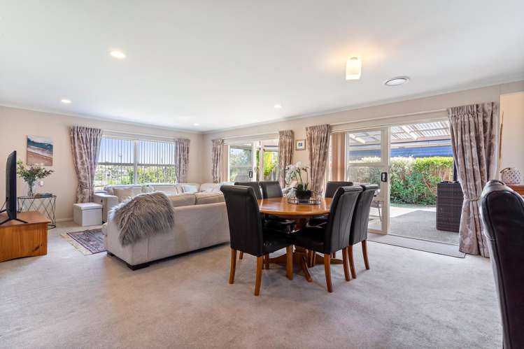 101 Pine Harbour Parade Beachlands_6