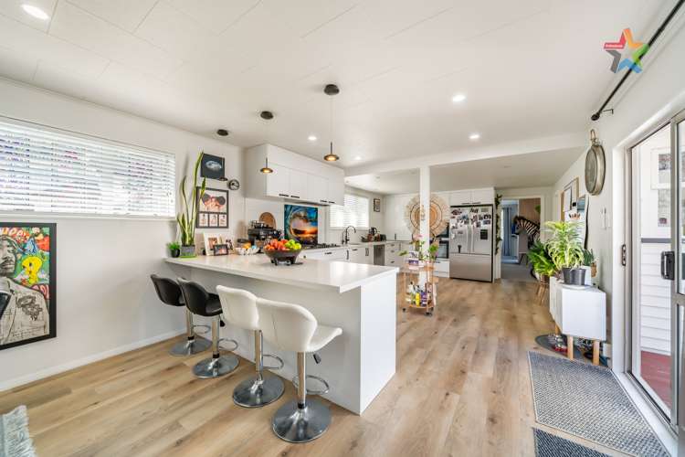 7 Hine Road Wainuiomata_5