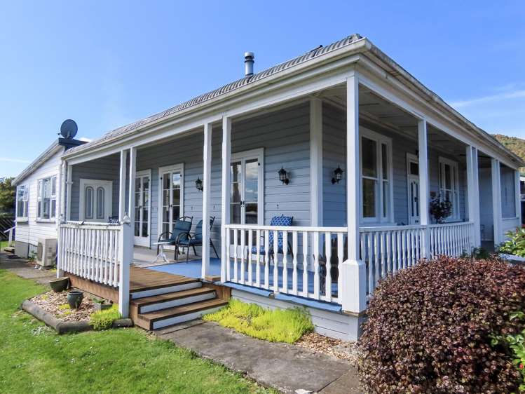 64 Shiel Street Reefton_20