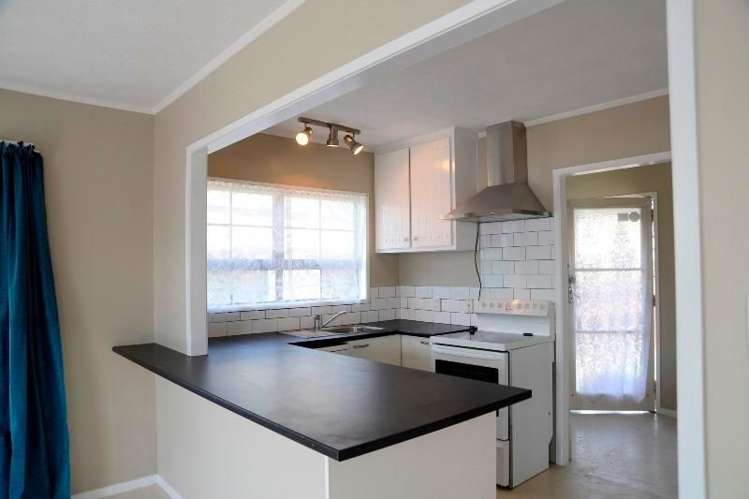 57 Hollyford Drive Clover Park_5