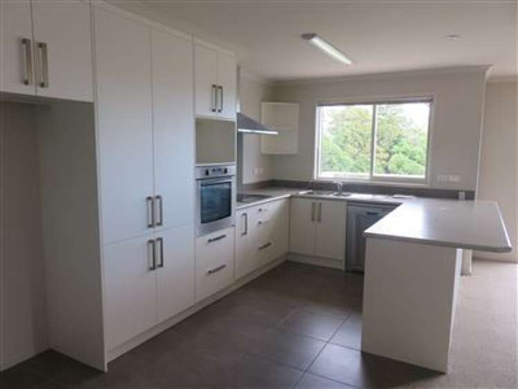 120 Korokoro Crescent Thames_2