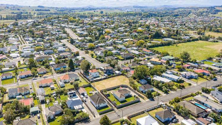22A Freyberg Terrace Waipukurau_1