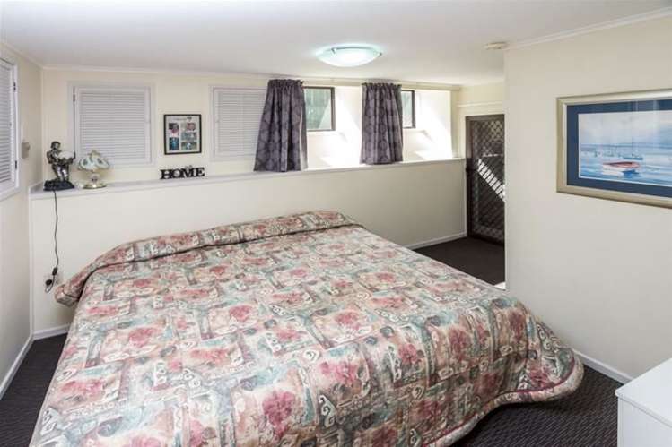 1/16 Vincent Street Howick_12