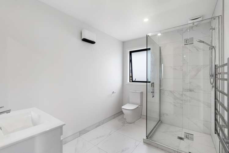 34 Agathis Crescent Wigram_13