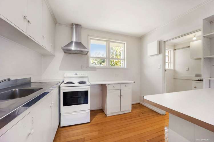 3/45A Titirangi Road New Lynn_6