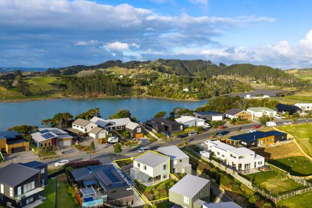 1/56 Rangitahi Road Raglan_1