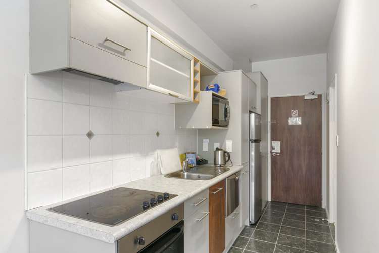 2p/154 The Terrace Wellington Central_3