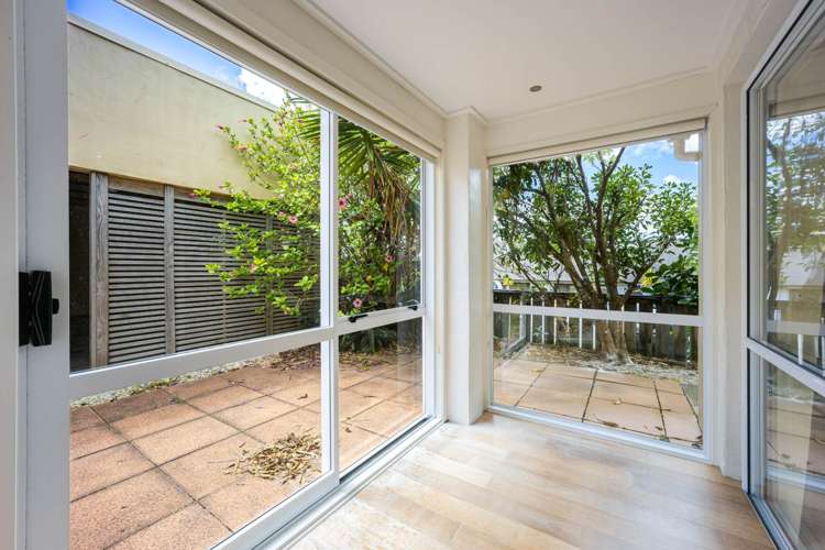 48 Lyons Avenue Murrays Bay_28