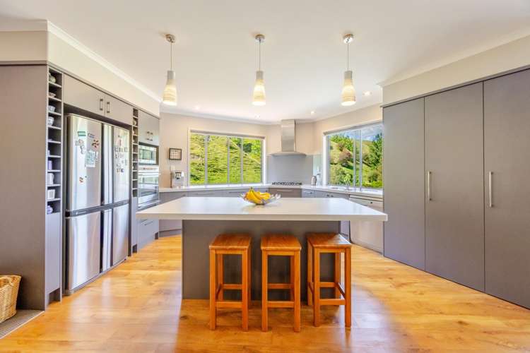 1127 Pourerere Road_3