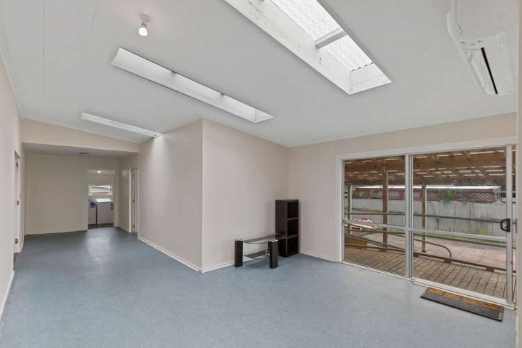 1 Moore Avenue Tawhero_6