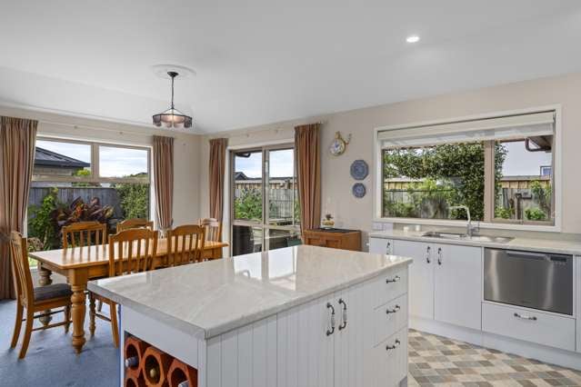 28 Ara Drive Redwoodtown_4