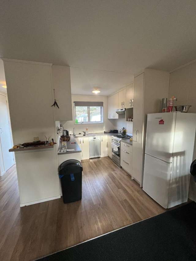 1/15 Hutcheson St 10811_1