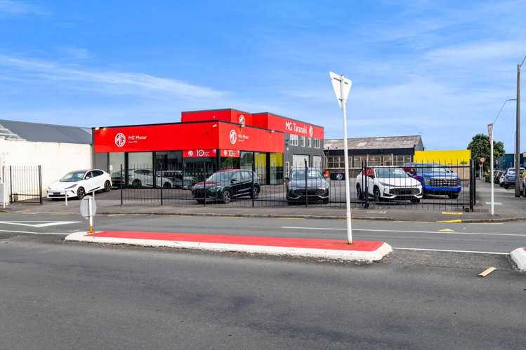 77 Gill Street New Plymouth_16