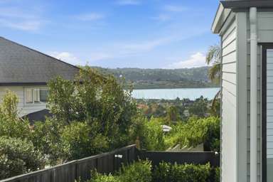 9/90 Picasso Drive_1