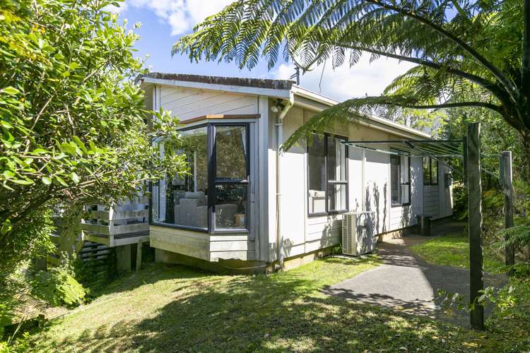13/37 Bracken Road_0