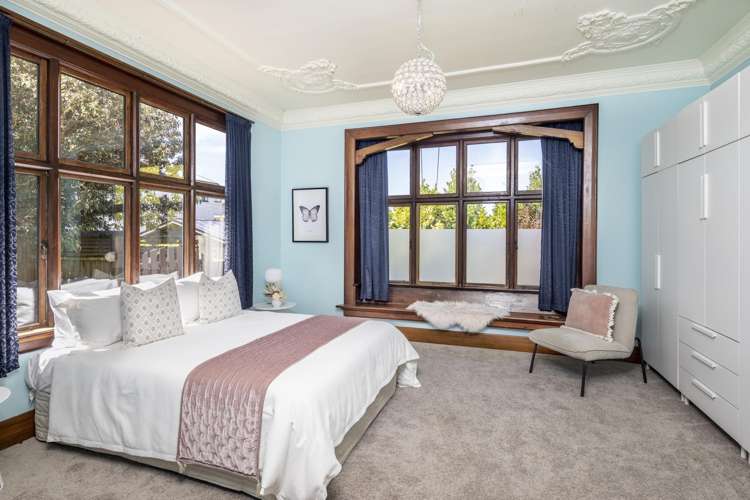 373 York Place Central City_9