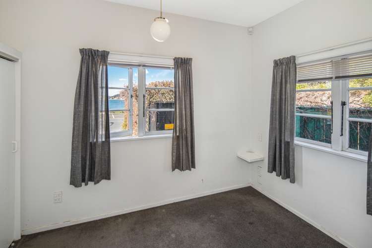 227 Marine Parade Seatoun_21