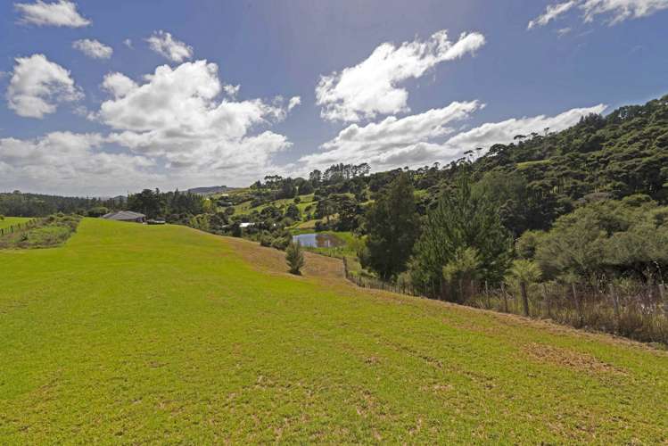 63b Manuka Grove Helensville_18