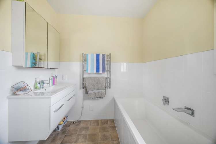 11A Puriri Street Hilltop_9