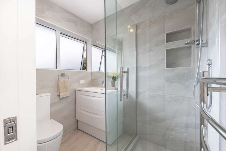 2/49 Namata Road One Tree Hill_9