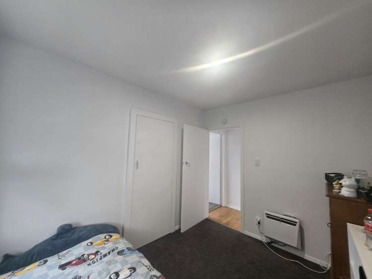 10 Lucienne Place Hillsborough_11