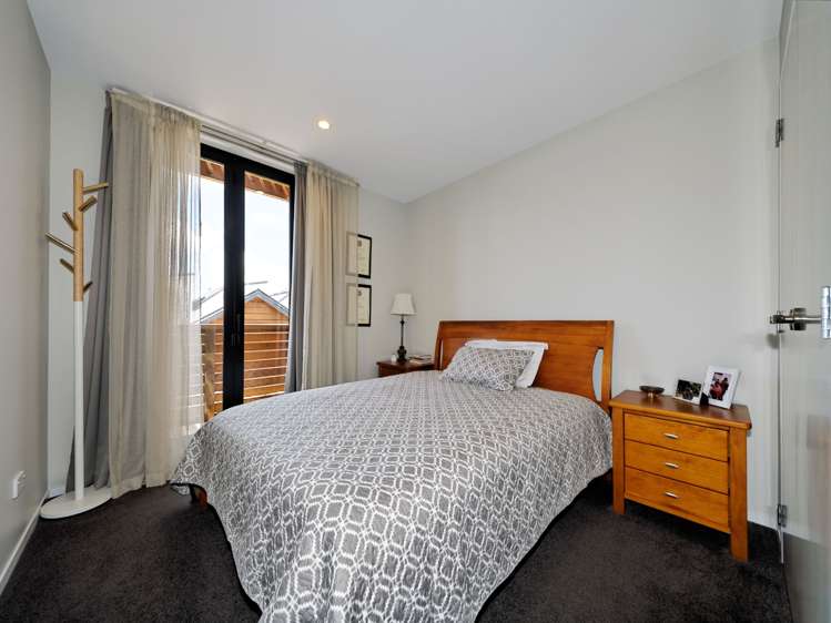 60 Squadron Drive Hobsonville_16