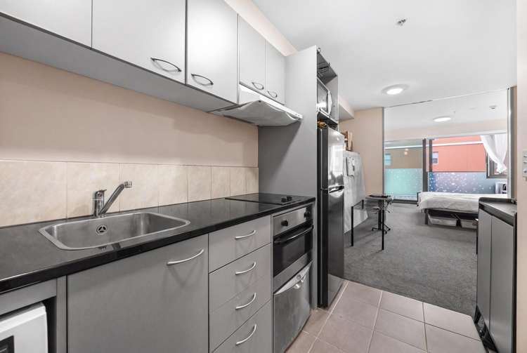 921/135 Hobson Street Auckland Central_4