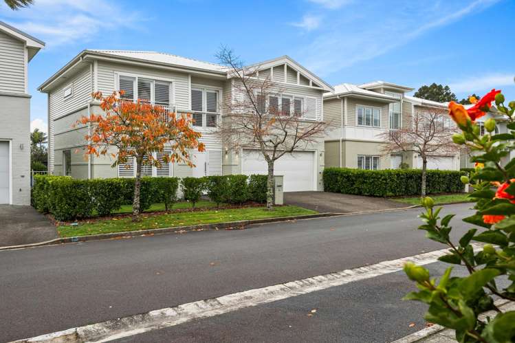 16 Kensington Drive_1