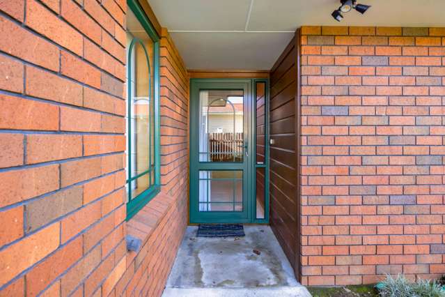 60 Pembroke Road East Stratford_2
