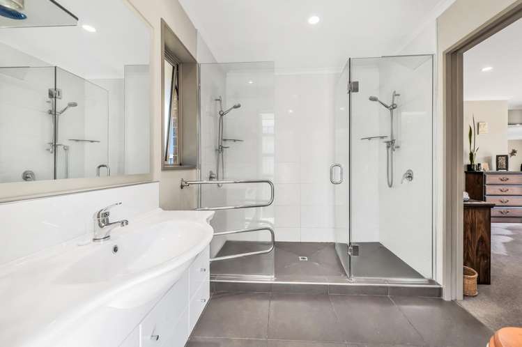 1901 South Eyre Road West Eyreton_13