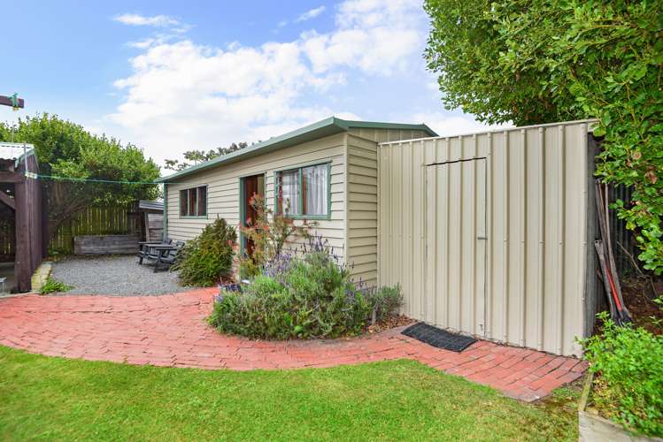 10 Snowdon Place Darfield_15