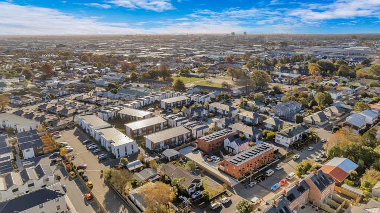 32/17 Bunyan Street Waltham_13