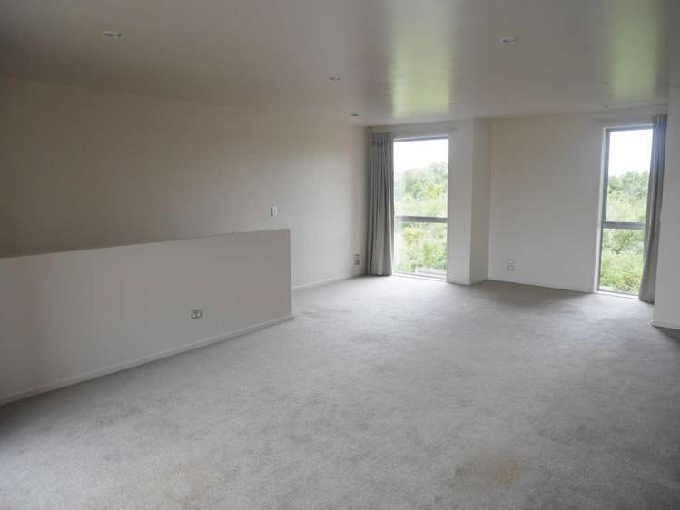 18 Henley Green Northwood_7