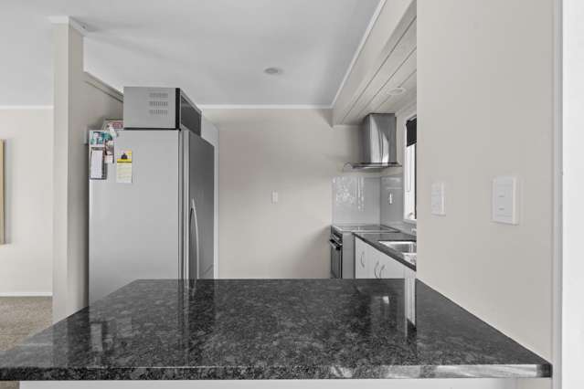 31B Lyn Grove Papamoa Beach_4